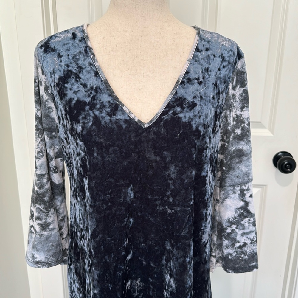 Soft surroundings velvet/tee top M